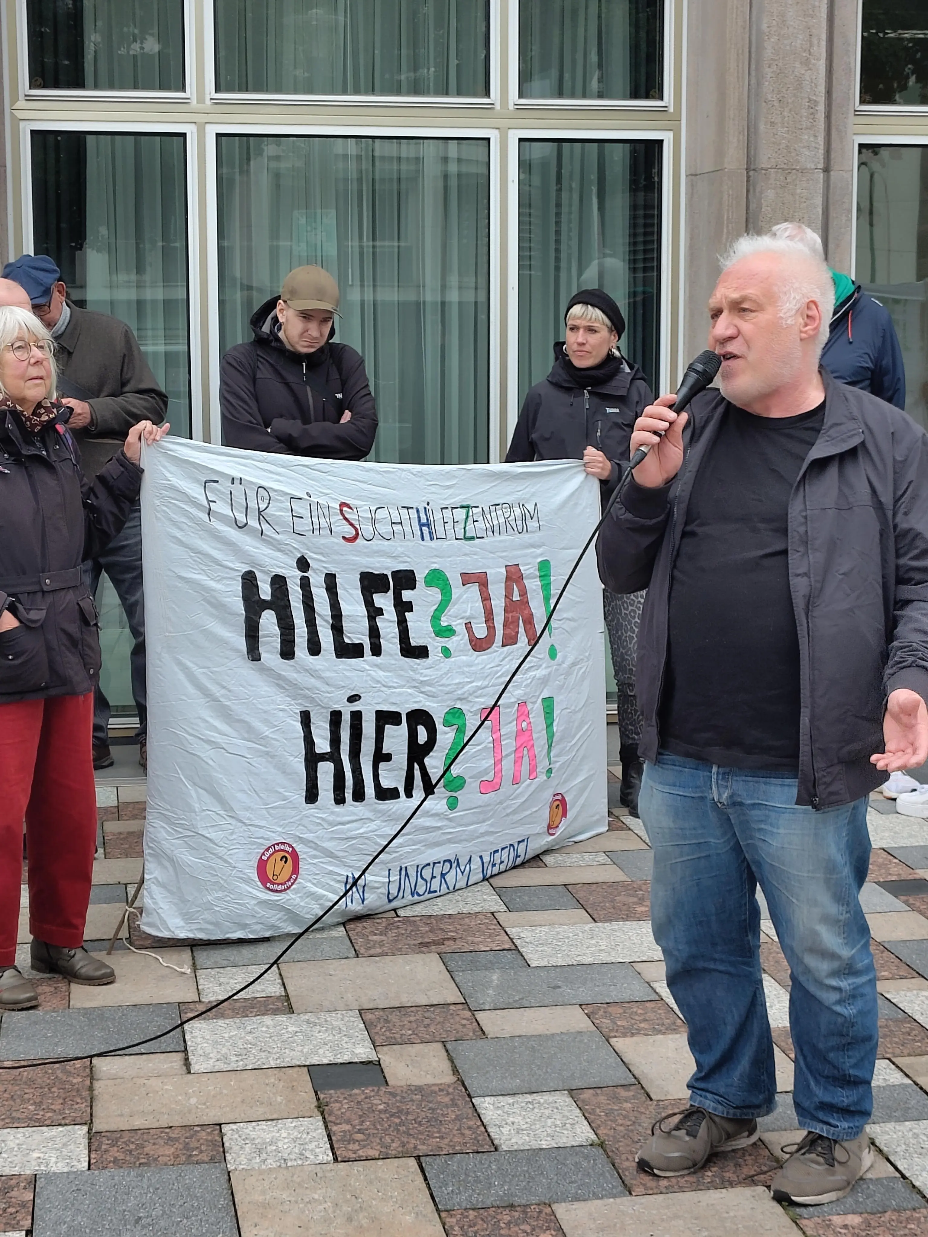 Kundgebung zur Ratssitzung