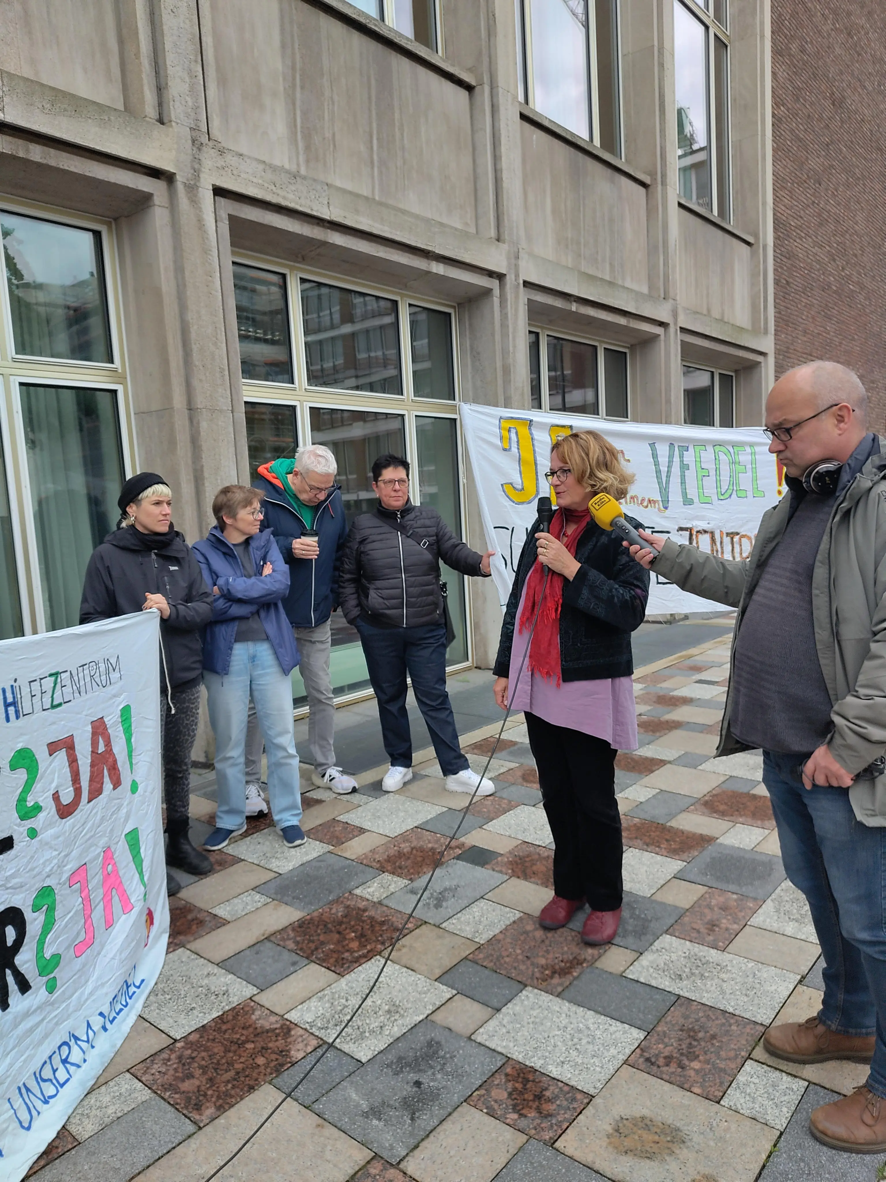 Kundgebung zur Ratssitzung
